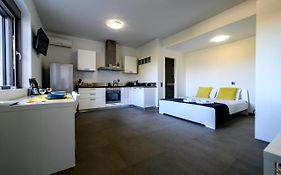 Minimal Studio In Nature, Exostis Nafplio